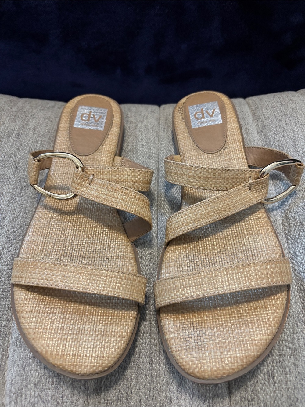 DV by Dolce Vita Tan Textured Buckle Slide Sandals Size 9
